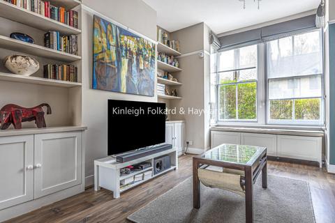54 Silvermere Road, London, SE6 4QS
