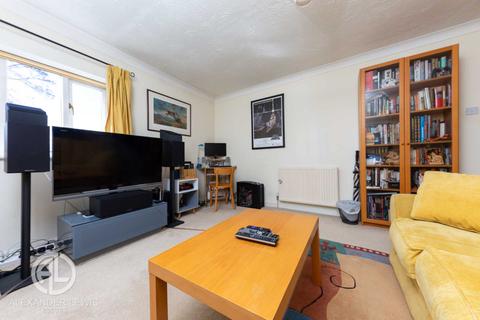 8 Gillison Close, Letchworth Garden City, SG6 1QL