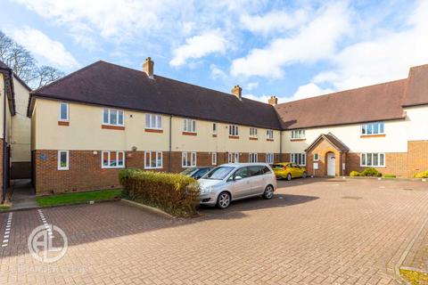 8 Gillison Close, Letchworth Garden City, SG6 1QL