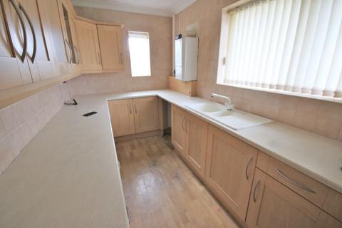 2 bedroom apartment to rent - Regent Avenue, Wigan, WN4