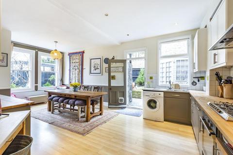 1 Rastell Avenue, London, SW2 4XP