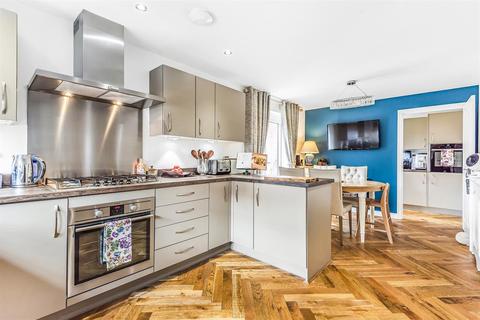 29 Carroll Close, Leigh, WN7 4BU