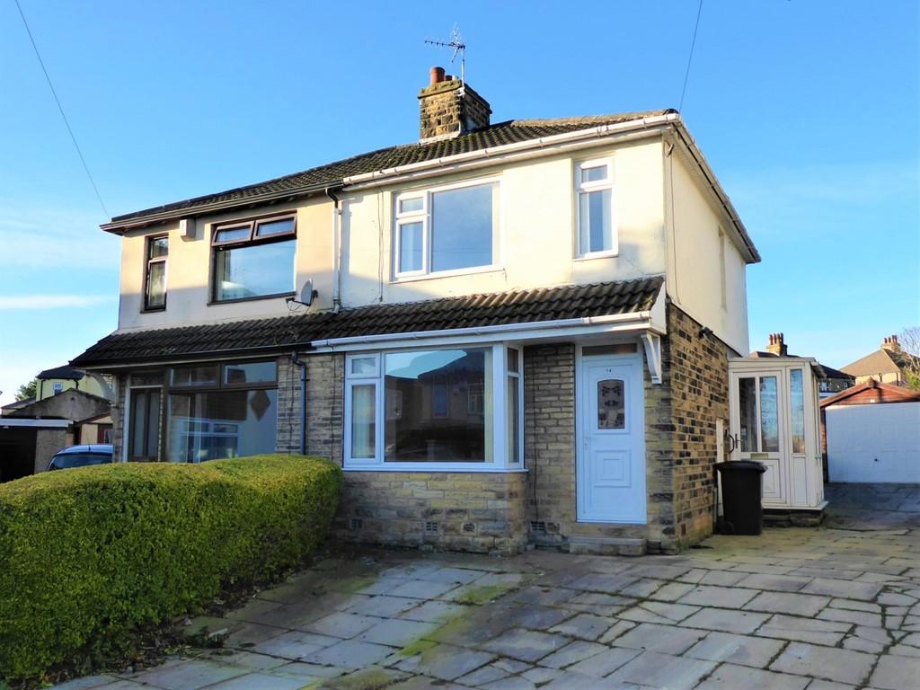 Moorland Crescent, Pudsey 2 bed semidetached house £164,999