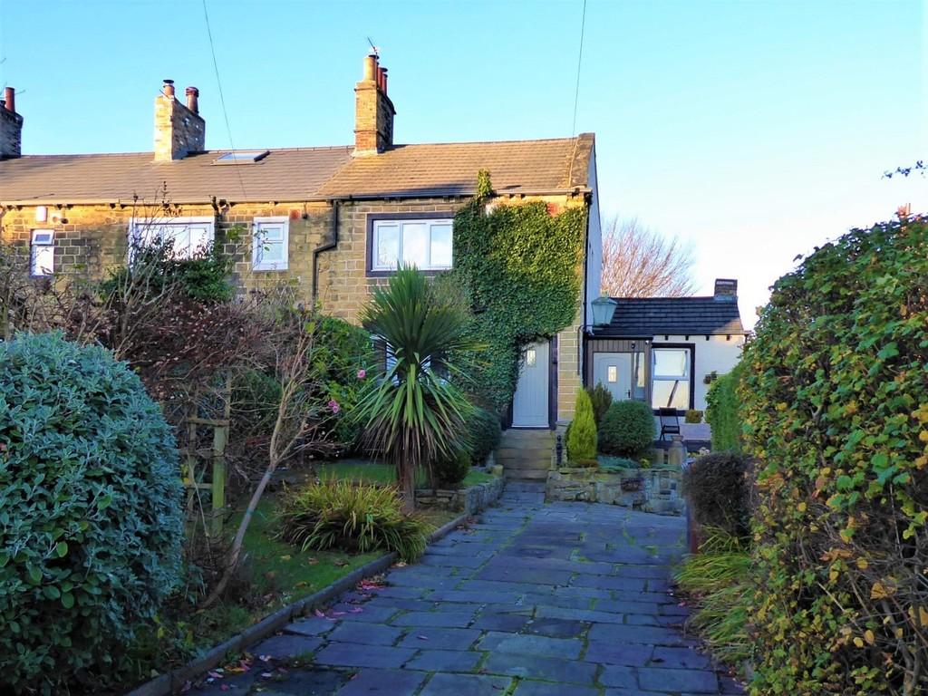 Robin Lane, Pudsey 2 bed terraced house £284,999