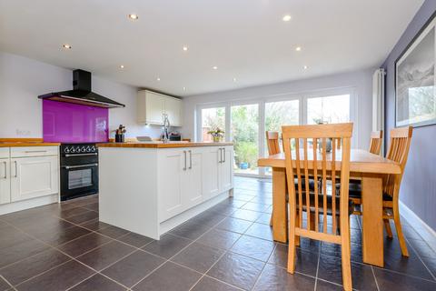26 Beechwood Close, Amersham, HP6 6QU
