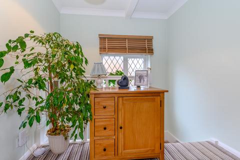 26 Beechwood Close, Amersham, HP6 6QU
