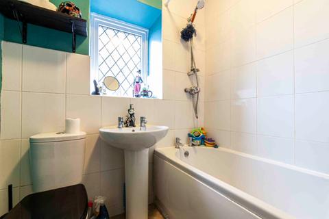 7 Catherine Street, Lees, Oldham, OL4 5AN