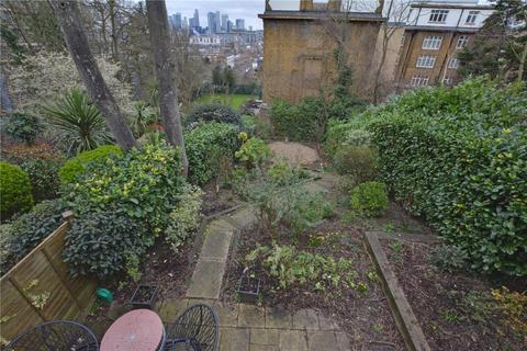 2 Lasseter Place, London, SE3 7UX