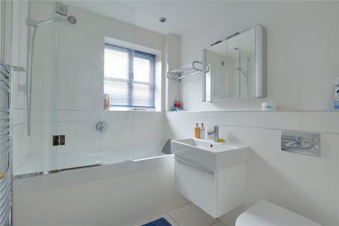 2 Lasseter Place, London, SE3 7UX