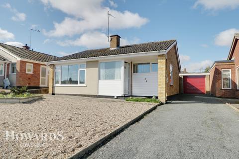 24 Breydon Way, Lowestoft, NR33 9AT