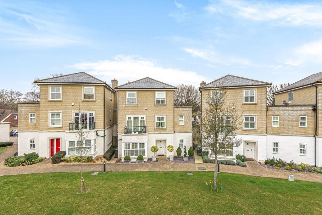 Knox Road, Guildford, GU2 5 bed townhouse £850,000