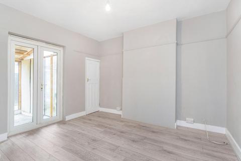 79 Bridge End, London, E17 4ER