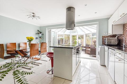 10 Regency Mews, Beckenham, BR3 5FG