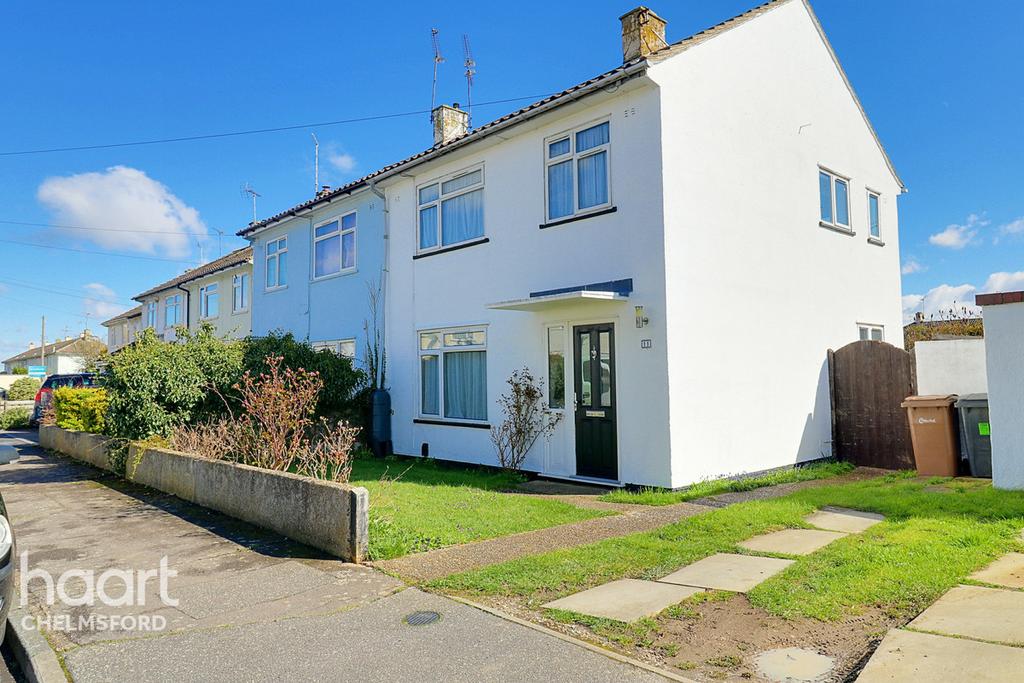 Rothbury Road, Chelmsford 3 bed semidetached house £300,000
