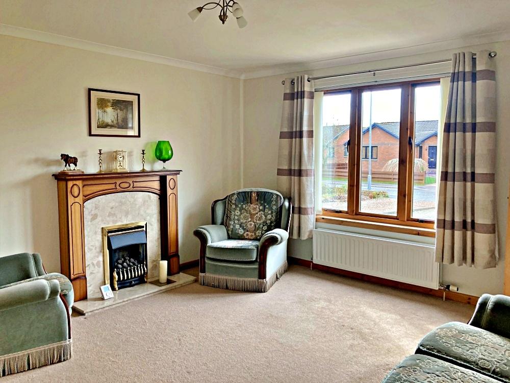 53 Trinity Park, Duns TD11 3HN 3 bed semidetached house £155,000