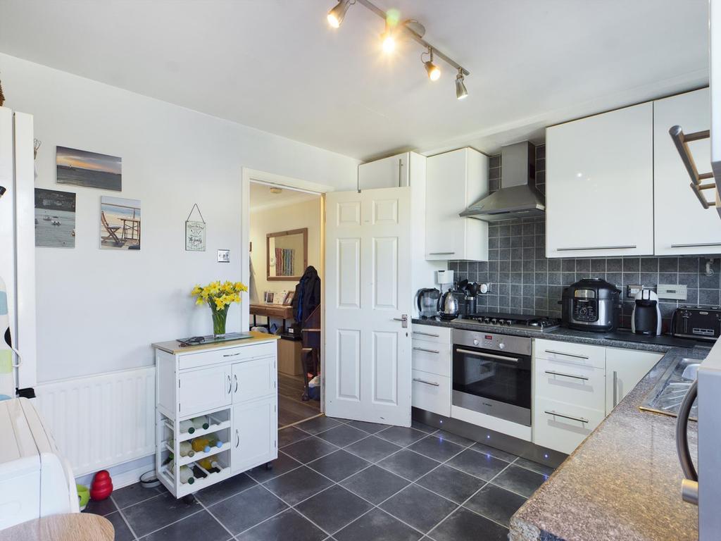 Kitchen 2