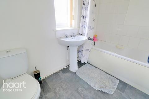 82 Aintree Avenue, Doncaster, DN4 6HS