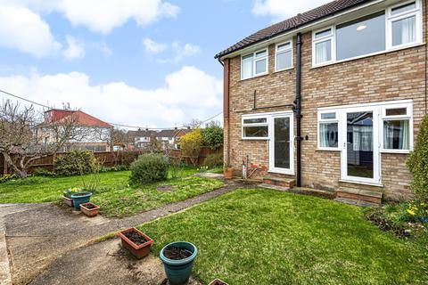 1 Romans Way, Woking, GU22 8TP