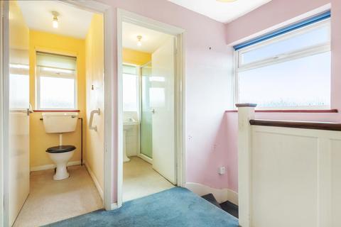 1 Romans Way, Woking, GU22 8TP