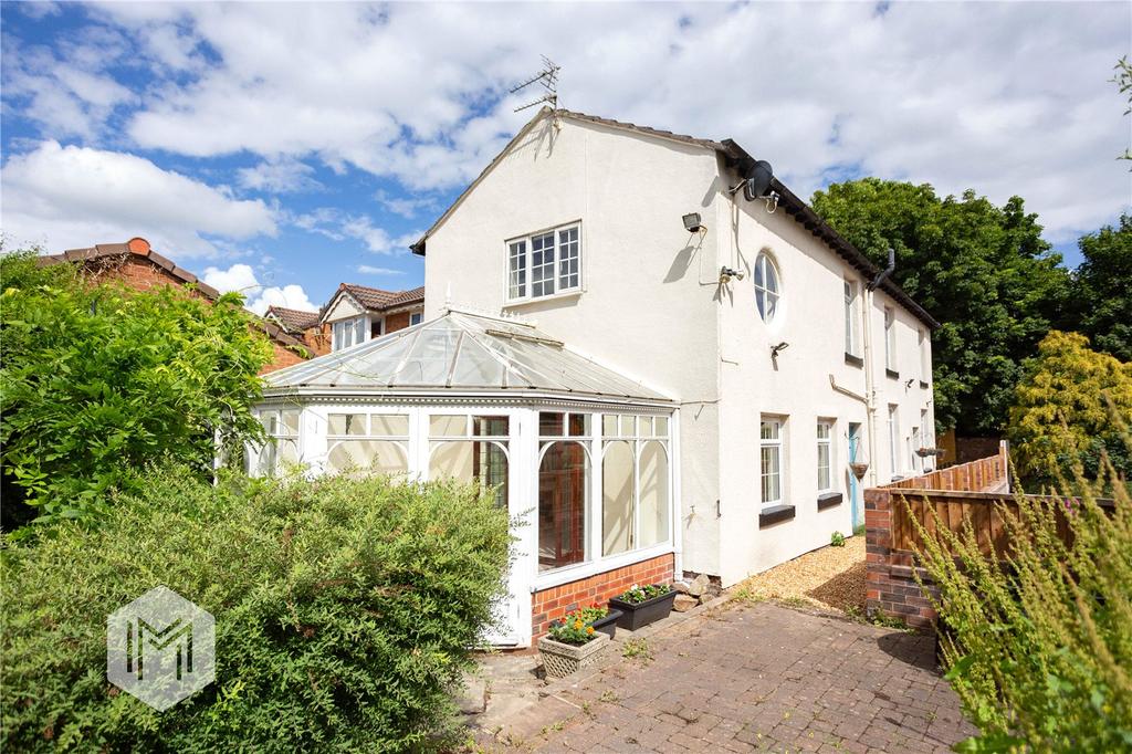 Park Road, Golborne, Warrington, WA3 3 bed detached house for sale £