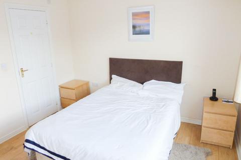 2 bedroom apartment to rent, Fletcher Walk, Coventry