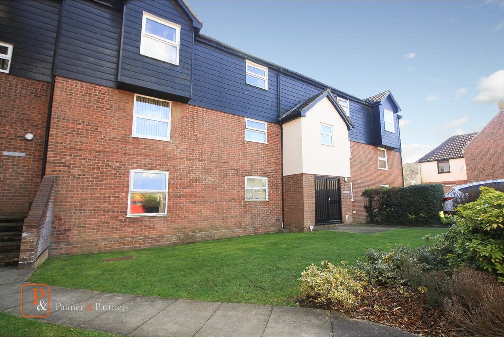Stonecrop, Braiswick, Colchester, Essex, CO4 2 bed apartment £750 pcm