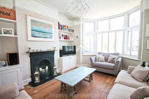 48 Albany Road, New Malden, KT3 3NY