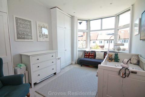 48 Albany Road, New Malden, KT3 3NY