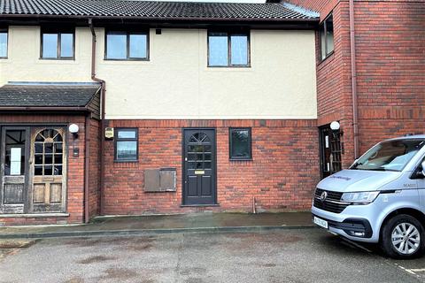 1 bedroom apartment to rent, Ash Court