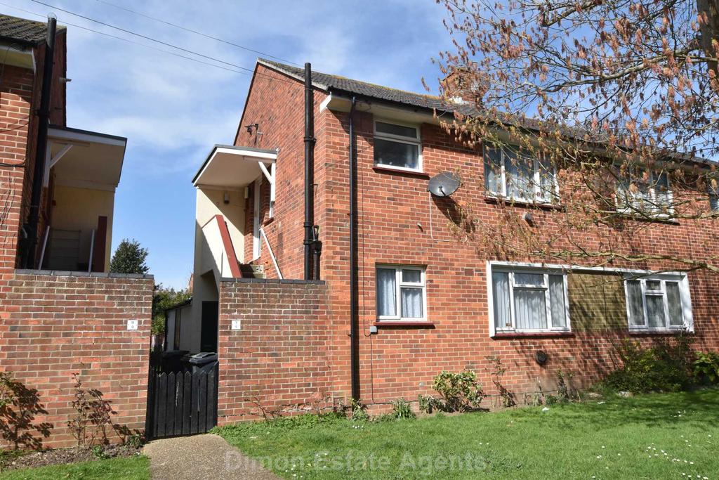 Wilmott Close, Gosport 1 bed flat £125,000