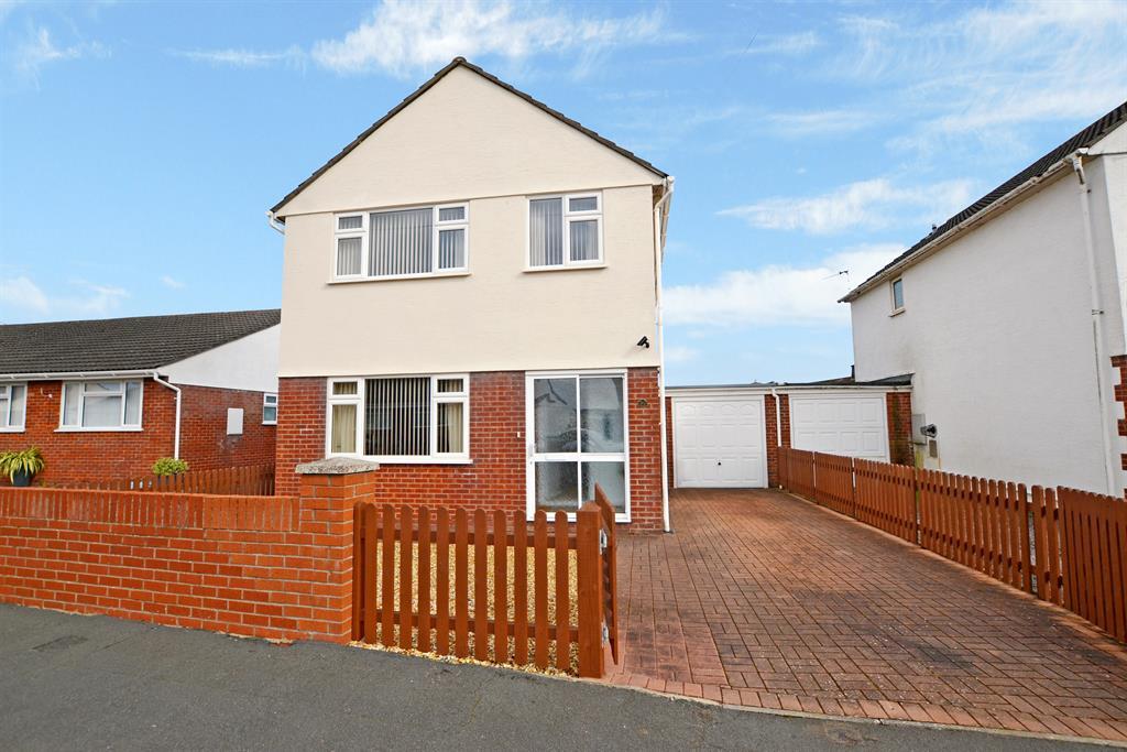 Elsbert Drive, Bristol, BS13 8AL 3 bed detached house £370,000