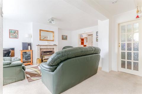 23 Borrowdale Close, Royton, Oldham, OL2 6TN