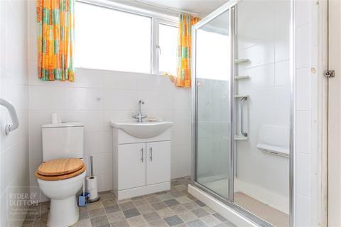 23 Borrowdale Close, Royton, Oldham, OL2 6TN