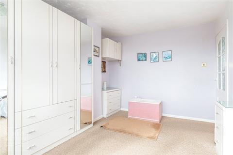 23 Borrowdale Close, Royton, Oldham, OL2 6TN