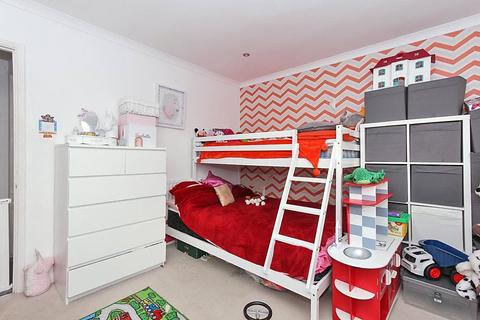 1 Ambleside, Sittingbourne, ME10 3BE
