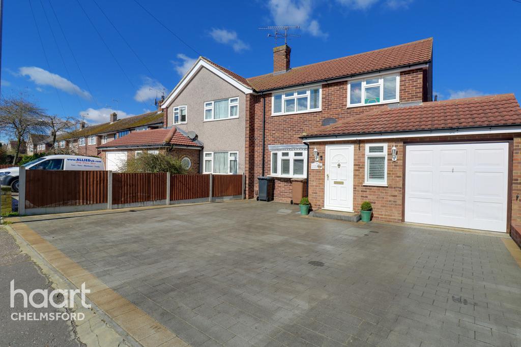 Lucas Avenue, Chelmsford 4 bed semidetached house £575,000