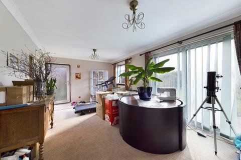 8 Beatty Close, Thetford, IP24 2JN