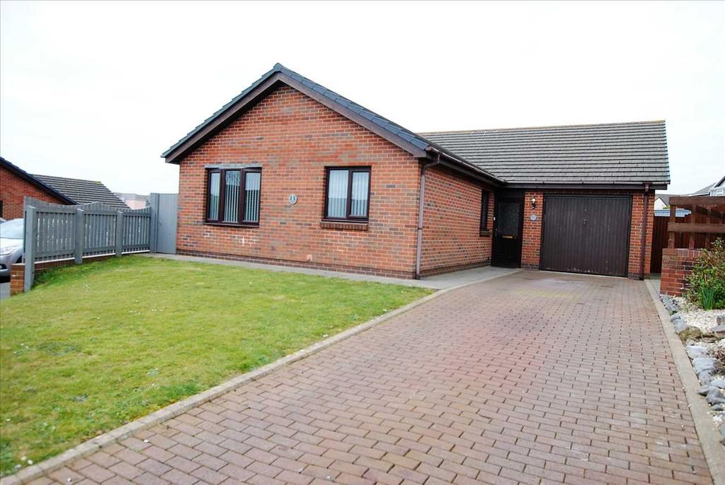 1 Charles Thomas Avenue, Off London Road 3 bed detached bungalow £245,000