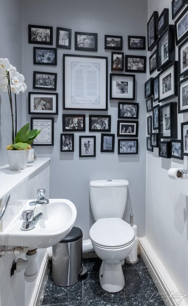 Cloakroom wc