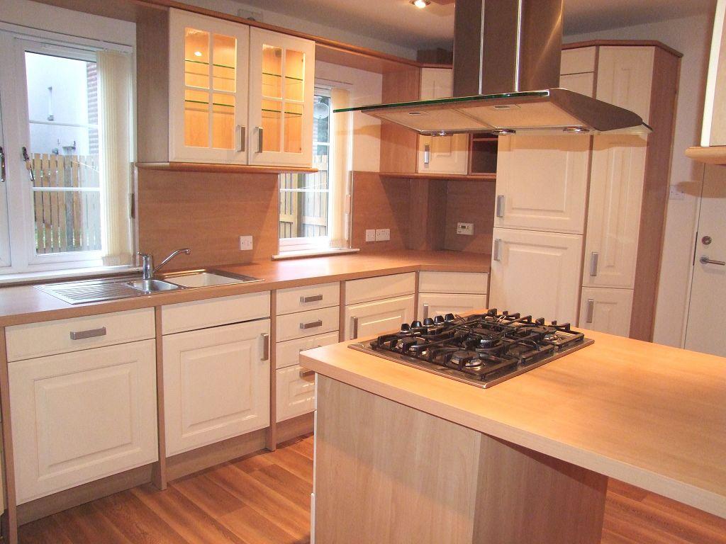 Kinloch Park, Dundee, DD2 1EF 4 bed detached house £1,000 pcm (£231 pw)