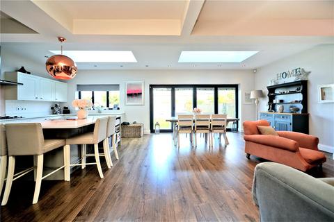 12 Buff Avenue, Banstead, SM7 2DW