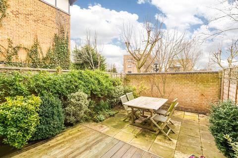 9 Undine Road, London, E14 9UW