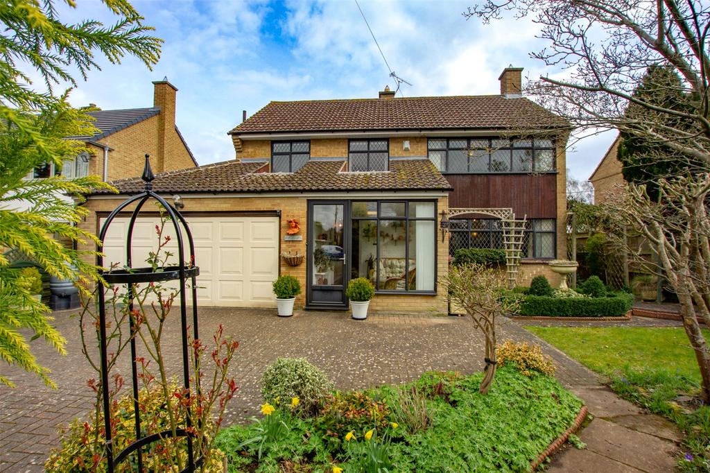 Wroslyn Road, Freeland, Witney, Oxfordshire, OX29 3 bed detached house