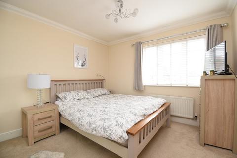 10 Knebworth Gate, Stevenage, SG2 8DF