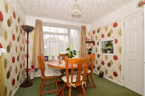 18 Constitution Hill, Snodland, ME6 5DH