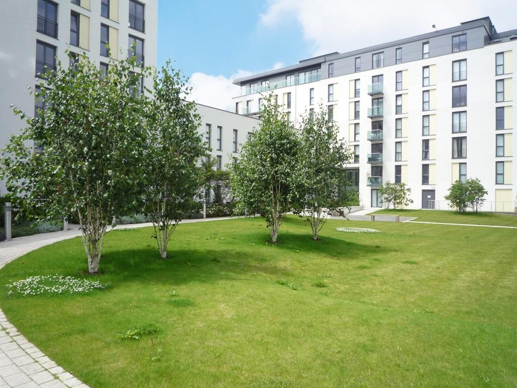 The Hayes Apartments, Cardiff 2 bed apartment £975 pcm (£225 pw)
