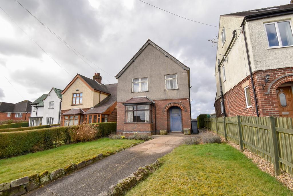 Windmill Lane, Ashbourne 3 bed detached house £280,000