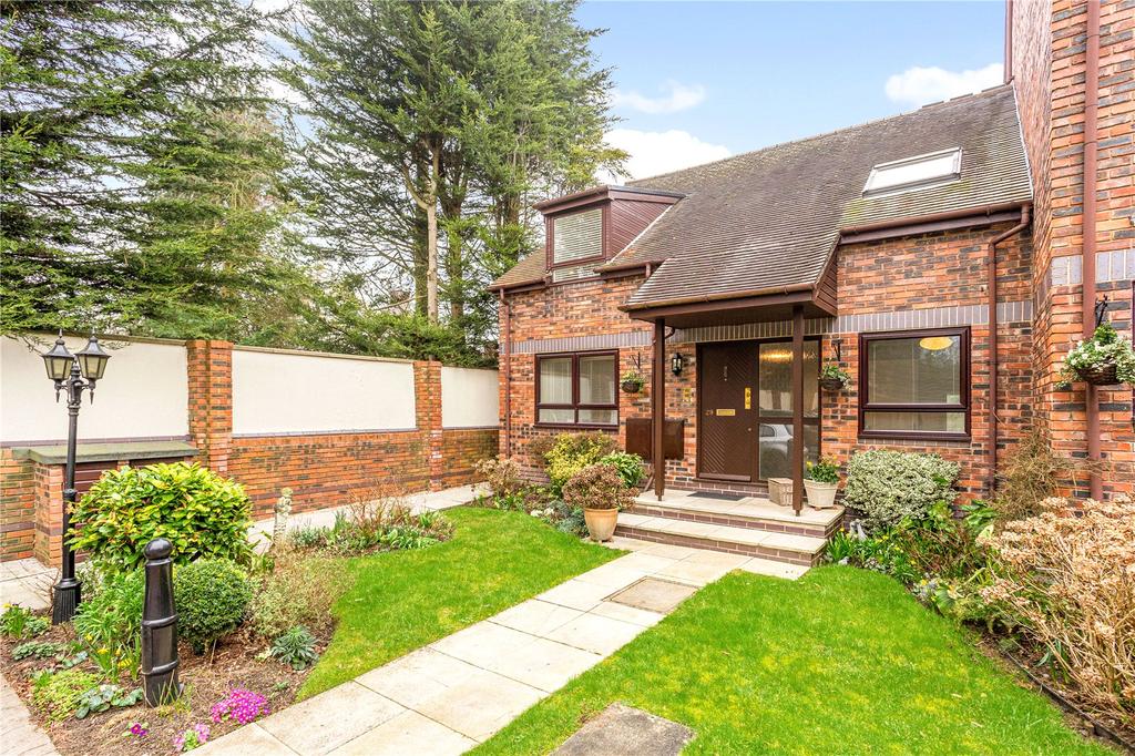 Rivermead Court, Marlow Bridge Lane, Marlow, Buckinghamshire, SL7 3 bed