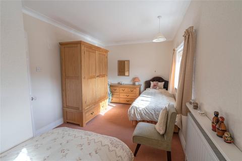 17 Drew Avenue, Grimsby, DN32 0AY