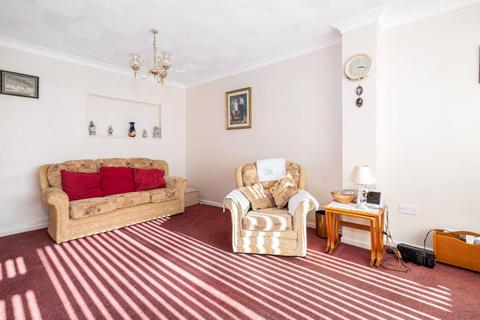 8 Cold Blow Crescent, Bexley, DA5 2DS